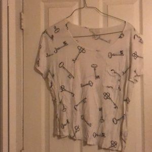 PLUS SIZE Patterned Pocket Tee
