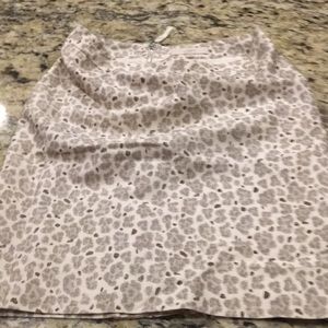 EUC loft size 2 skirt
