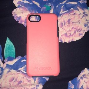 OtterBox Symmetry iPhone 7 Case