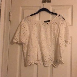PLUS SIZE Girly Crop Top