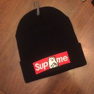 Supreme Rip n dip winter beanie