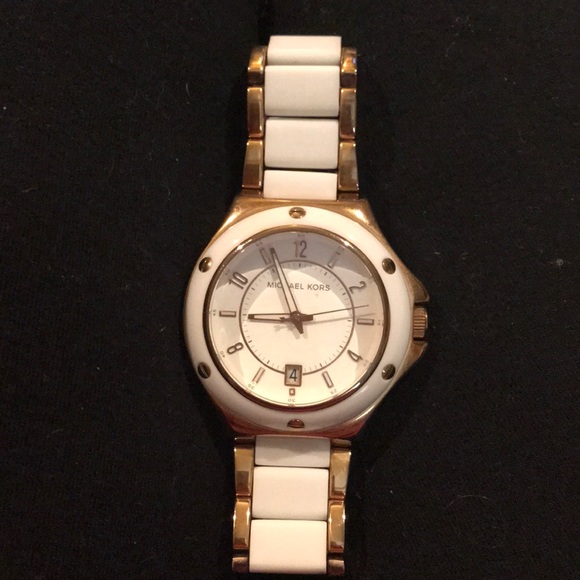 Michael Kors rose gold-tone w/ white acrylic watch main image 3