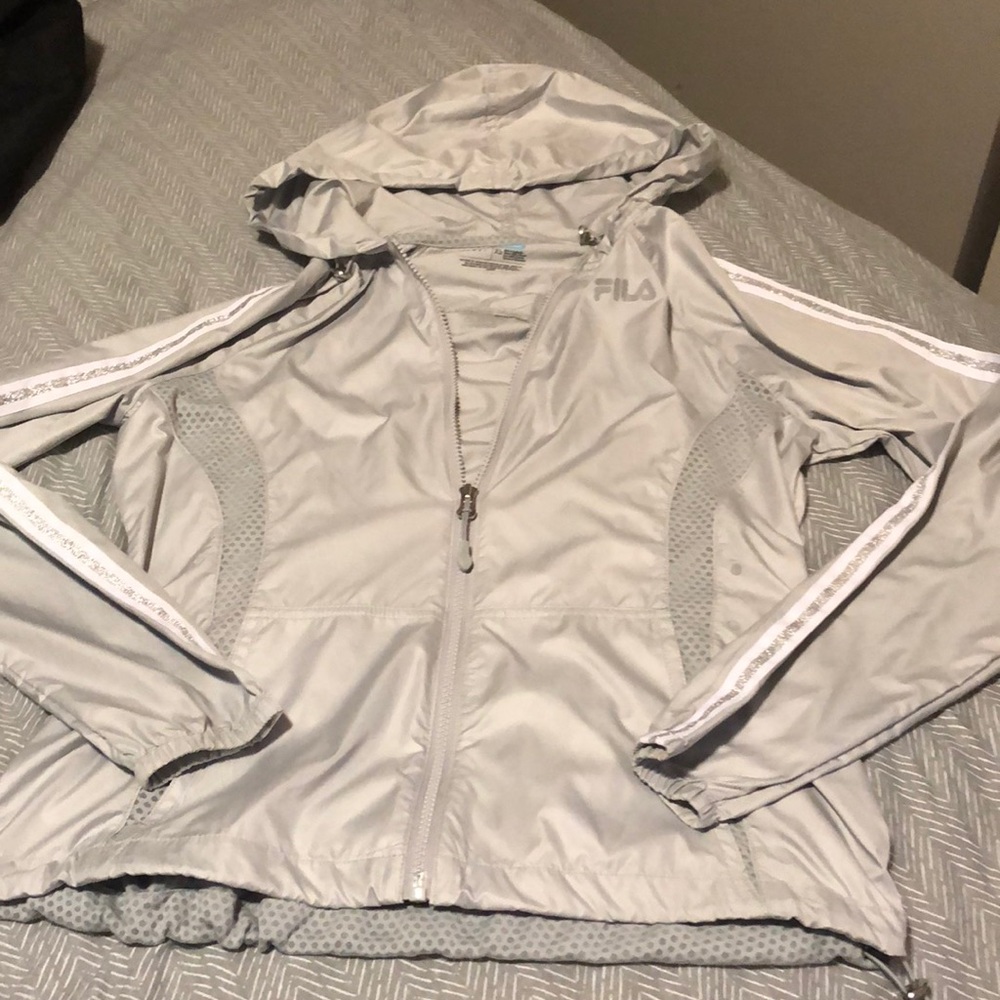 Running light-weight jacket