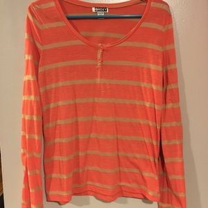 Foxy brand coral colored quarter button pacsun med