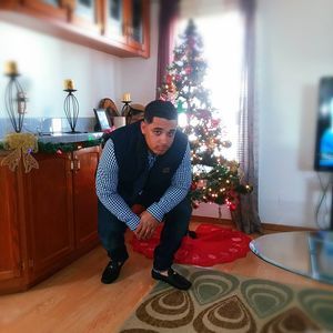 Meet your Posher, Luis