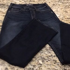 EUC silver jeans size 28/32