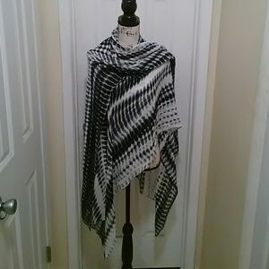 Michael Stars shawl/swimsuit cover up NWOT