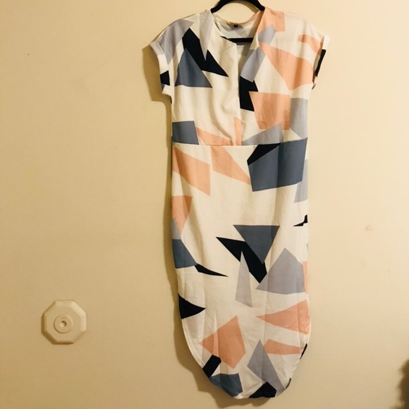Dresses & Skirts - Geometric Print Midi Dress