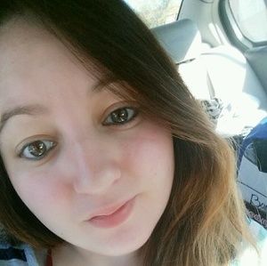 Meet your Posher, Katrina