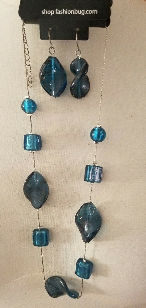 Fashion Bug Necklace with earrings