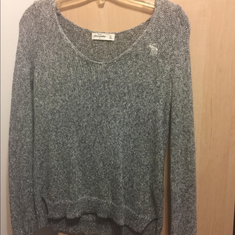 Grey knit top