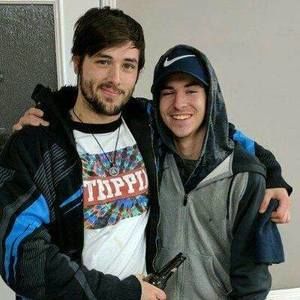 Meet your Posher, Travis