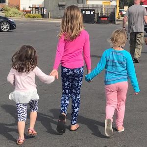 Meet your Posher, Dawn