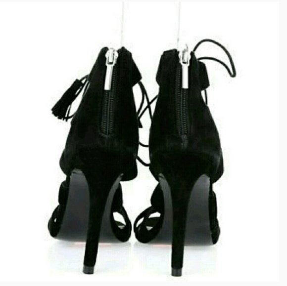 STEVE MADDEN FARAAH black suede laceup. - Picture 4 of 7