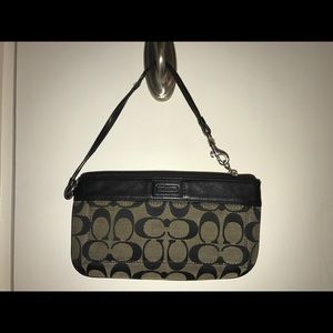 Coach Wristlet Black