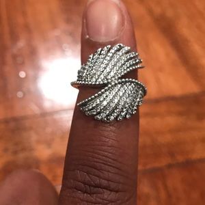 Pandora Majestic Feather Ring(52)