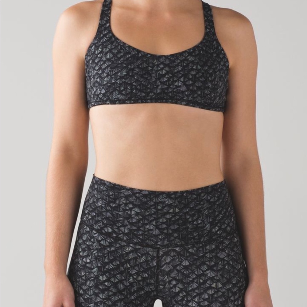 Lululemon Free To Be Zen Bra Iridescent Black