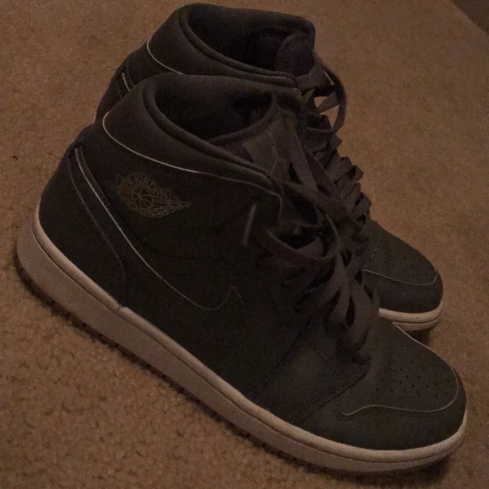 Jordan 1 mid "cool grey"