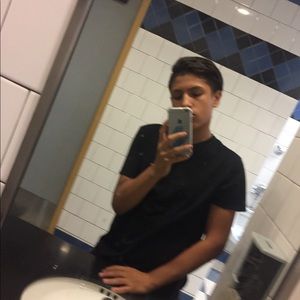 Meet your Posher, Armando