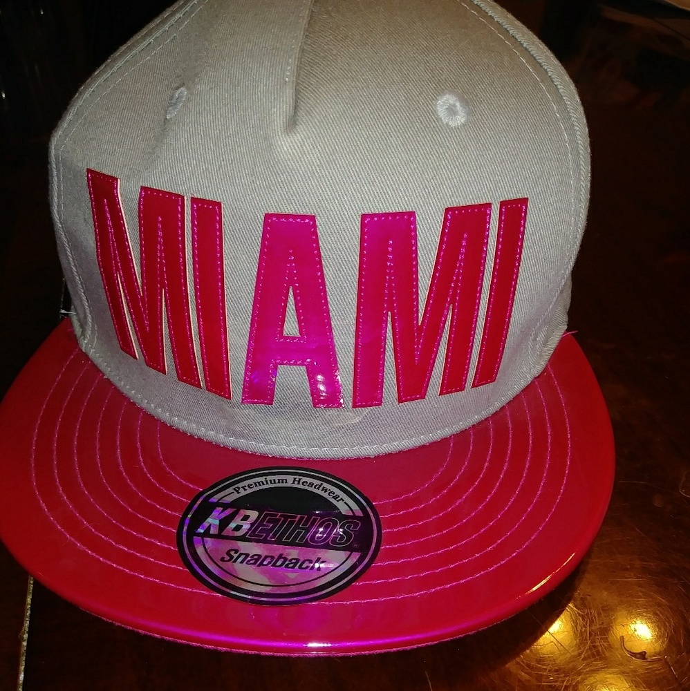 kBrthos snapback cap