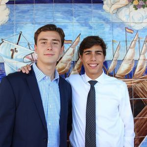 Meet your Posher, Max