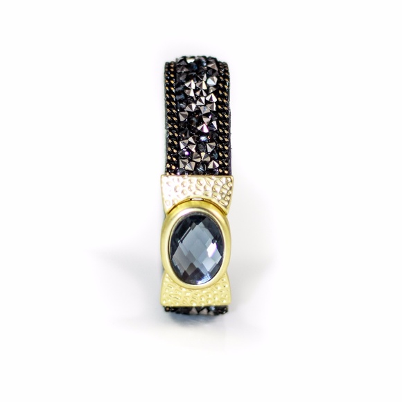Rhinestone Encrusted Gem Watch Magnet Bracelet - Picture 3 of 5