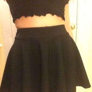 Black skater skirt