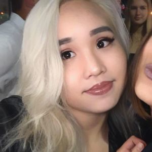 Meet your Posher, Casey