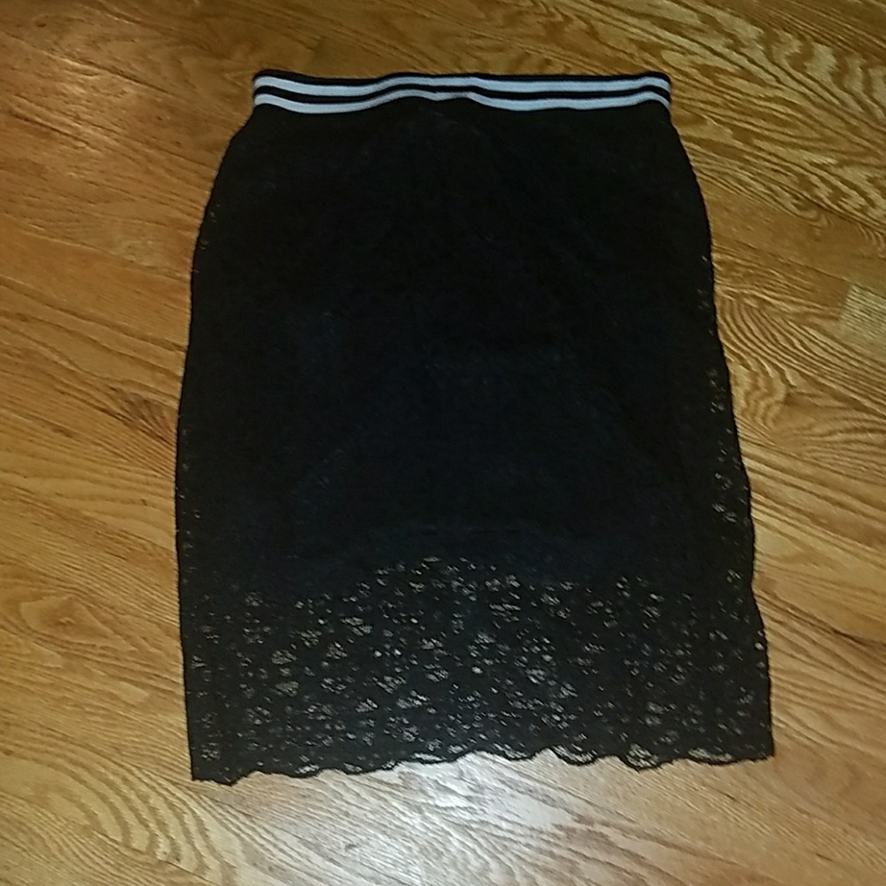 H&M skirt NWT