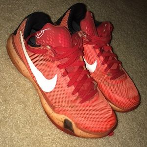 Kobe 10
