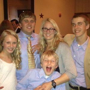 Meet your Posher, Joyce