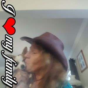 Meet your Posher, Liz