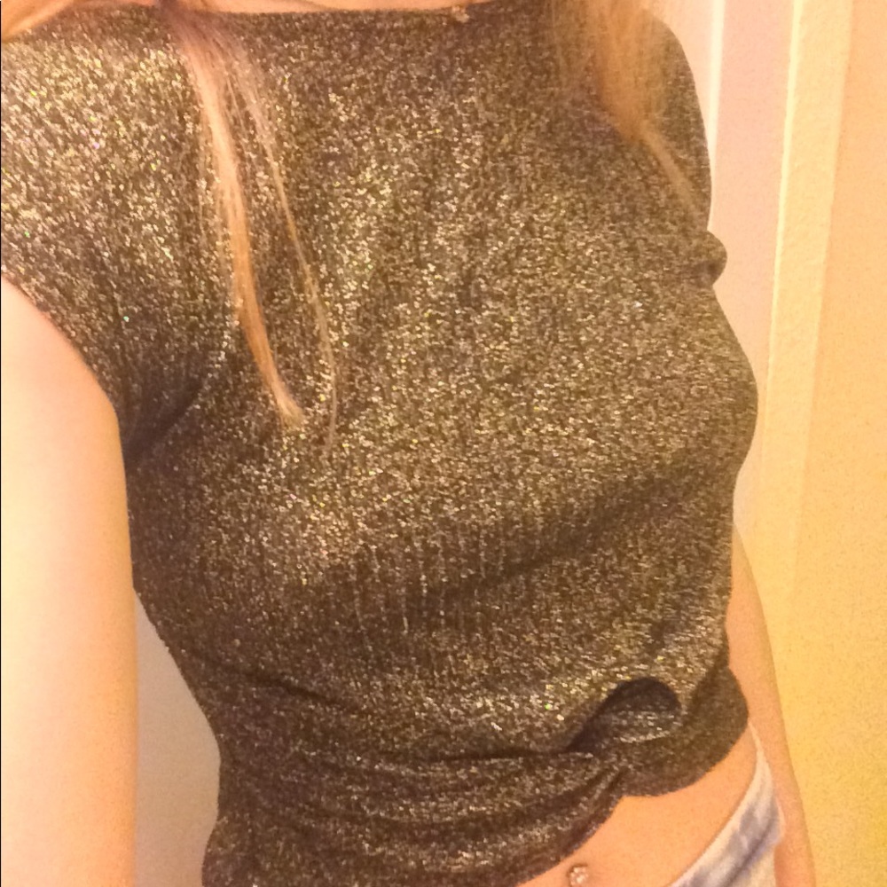 Twist front glitter crop top
