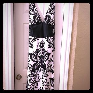 White House Black Market halter strap dress Sz. 6