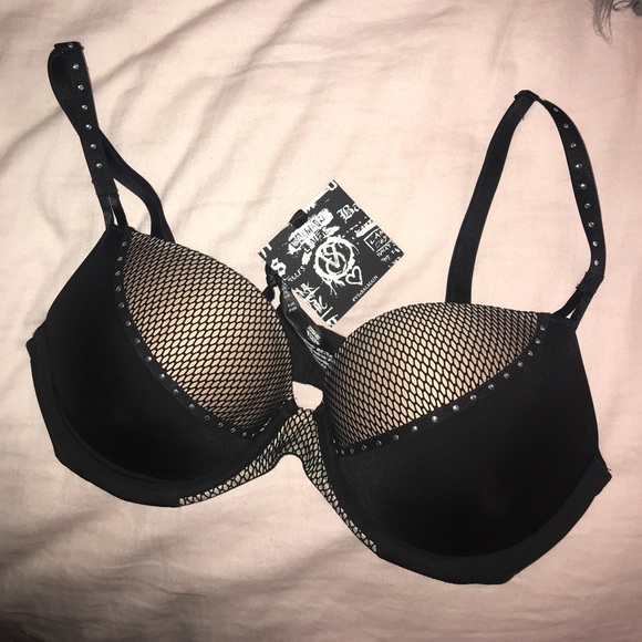 Victoria Secret x Balmain Bra - Picture 2 of 6