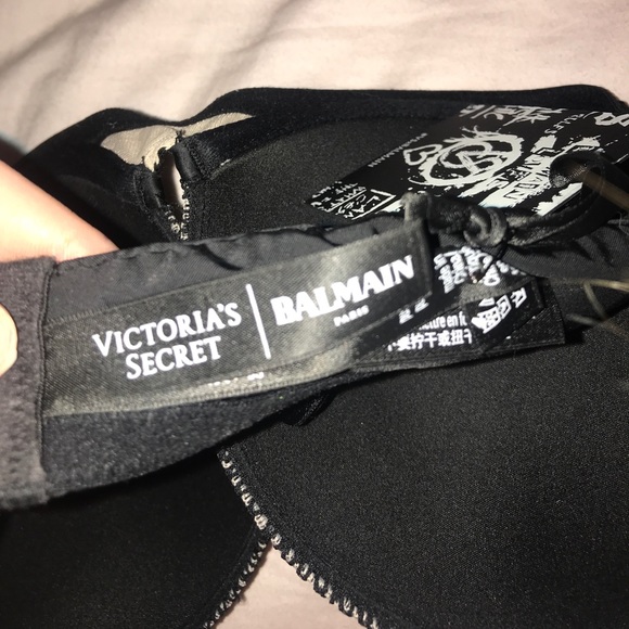 Victoria Secret x Balmain Bra - Picture 3 of 6