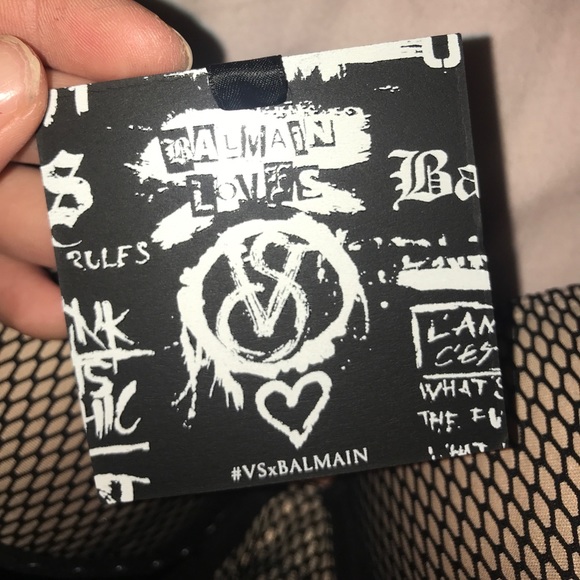 Victoria Secret x Balmain Bra - Picture 4 of 6