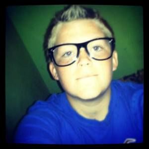 Meet your Posher, Zachary