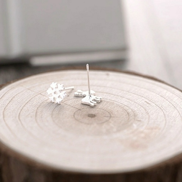 Snowflake and Reindeer Earrings - Picture 3 of 5
