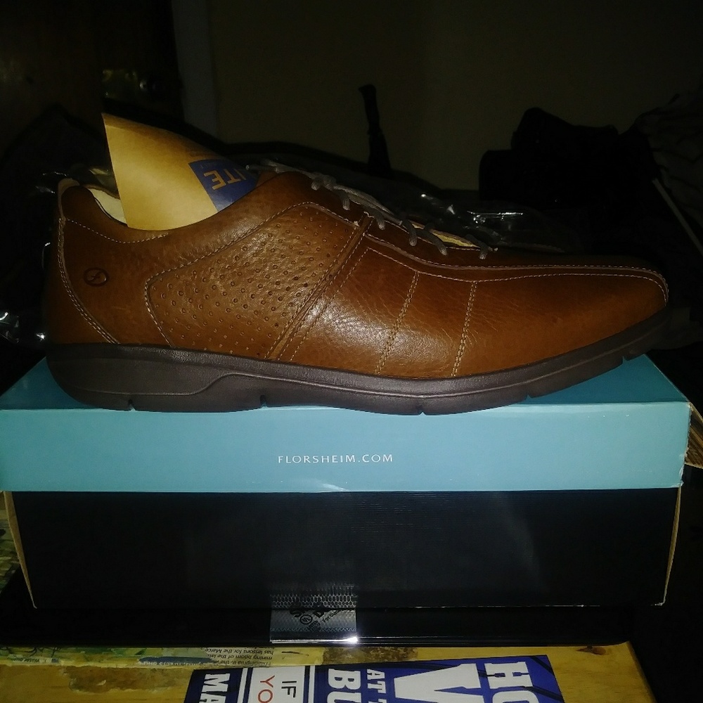 Florsheim wide fit