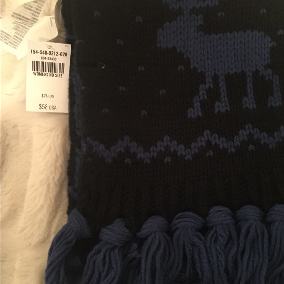 Knit scarf - Picture 3 of 4