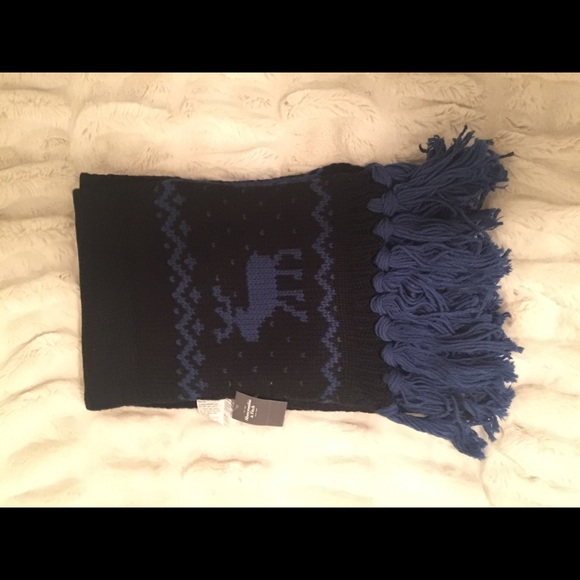 Knit scarf - Picture 4 of 4