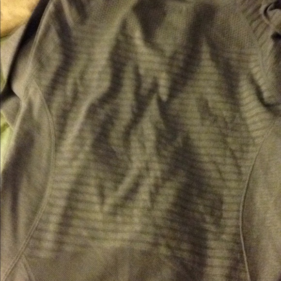 NWT L/XL track jacket zip front - Picture 4 of 4