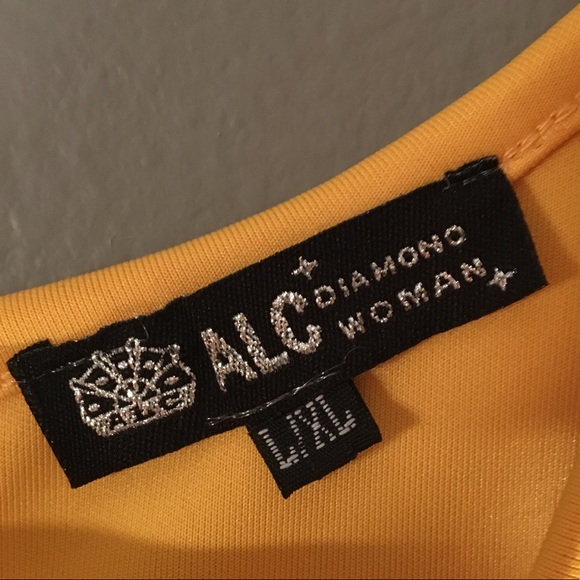 Dress - Picture 3 of 3