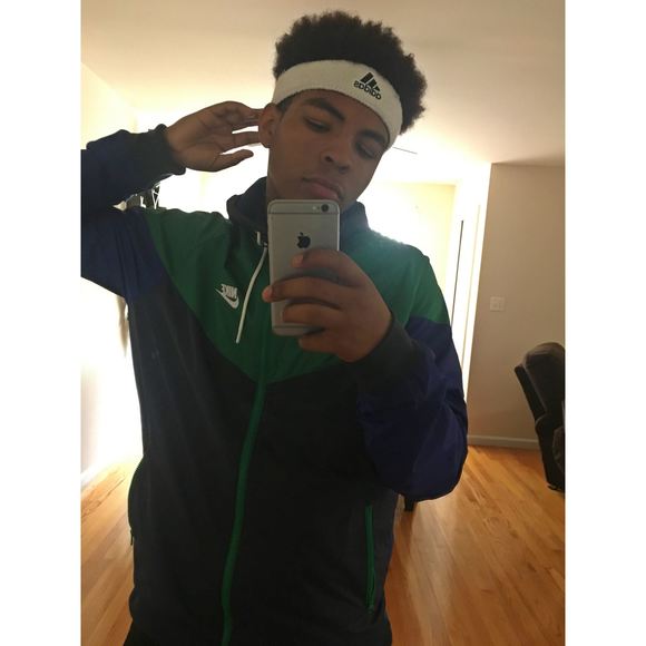 Meet your Posher, Jaminique - Picture 1 of 1