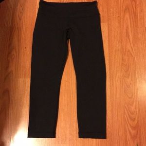 ❤️sold❤️Lululemon cropped leggings
