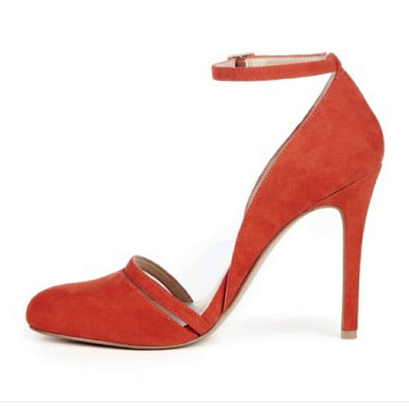 Julianne Hough Audra true red Heels 8M NWOT - Picture 3 of 5