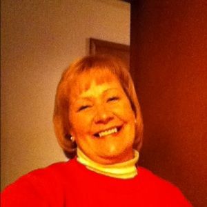 Meet your Posher, Connie