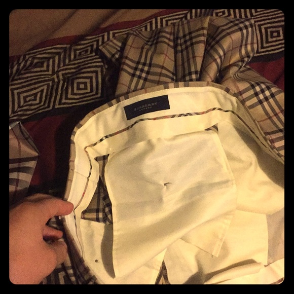 Burberry pants size 42 Burberry trench coat xxL