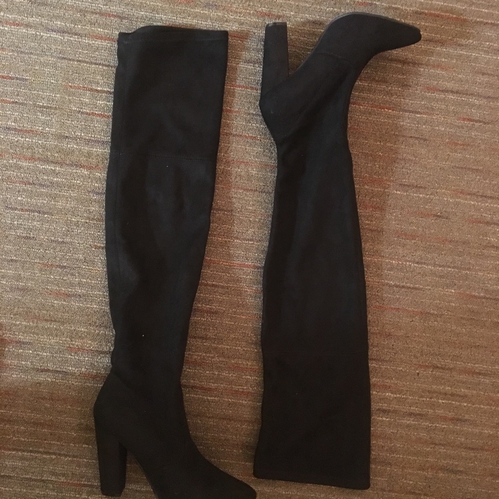 Brand new steve madden knee high suede boots